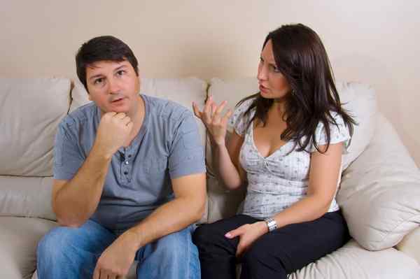 woman-nagging