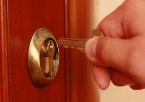 Door lock from inside