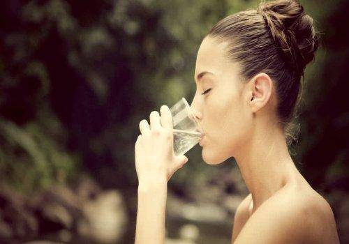 drink water