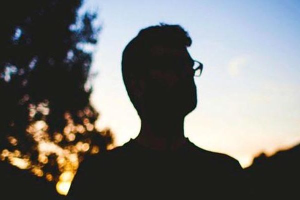 850_single-man