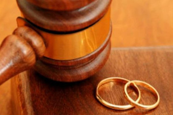 Divorce Decision at Court