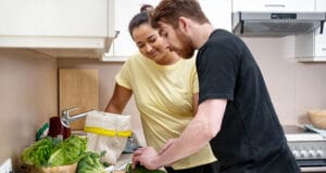 Do-men-who-cook-make-the-best-lovers