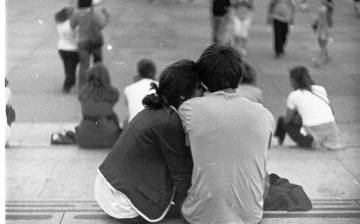 Public-display-of-affection