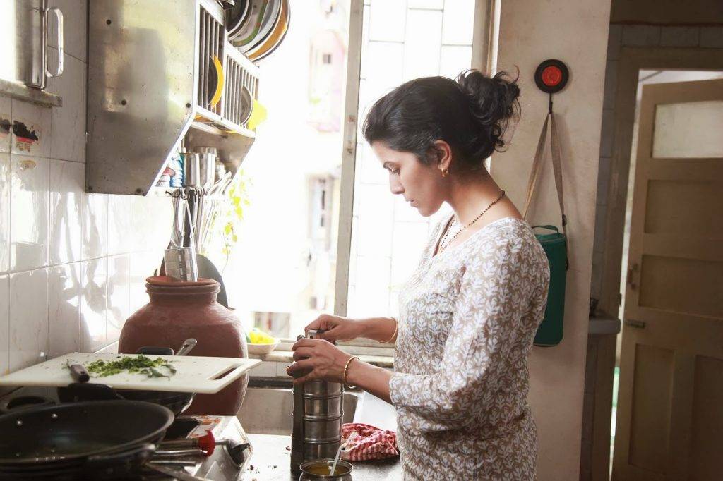 wife making lunchbox