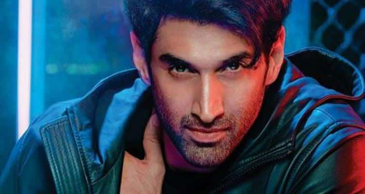 I would love to date with Aditya Roy Kapoor, who is a promising, cute, sexy and irresistible upcoming Bollywood star.