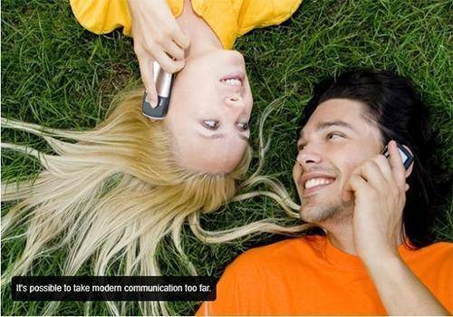 couple talking with phone