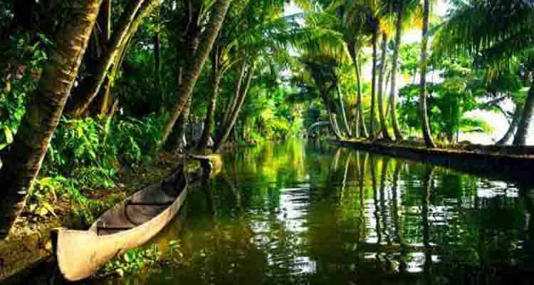 places to go with friends- kerala