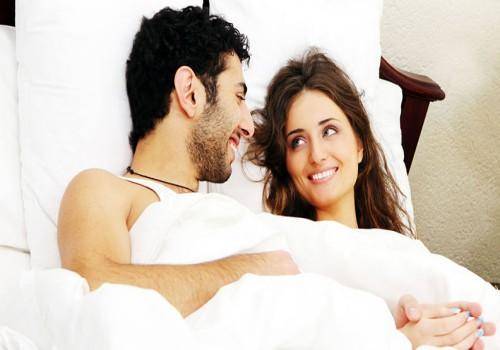 couple seeing each other