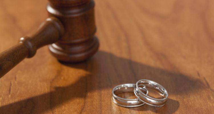 Important Points To Consider When Finding A Divorce Lawyer In India