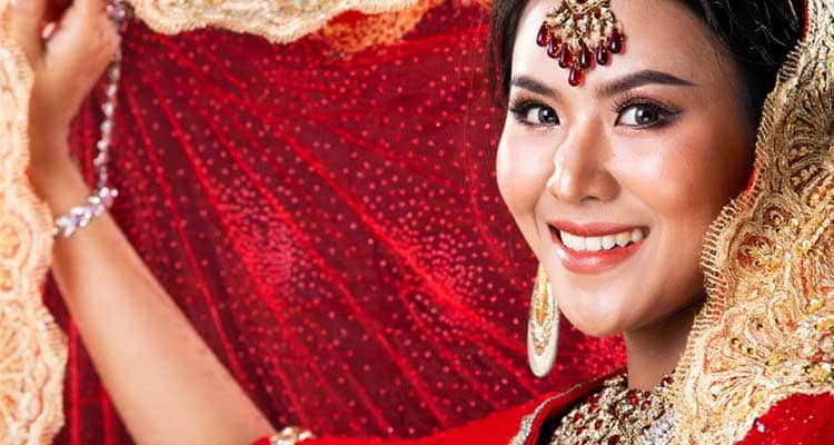 10 royal red bridal lehenga for wedding