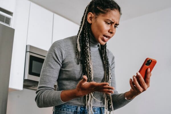 Long distance relationship leads to more fights