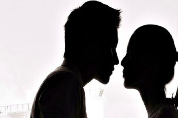 Couple-about-to-Kiss