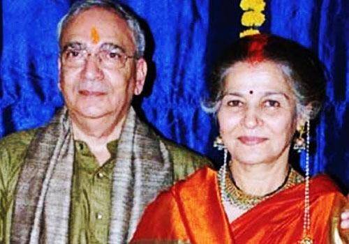 Suhasini Mulay had a late marriage at the age of 60. Suhasini Mulay had a late marriage at the age of 60.