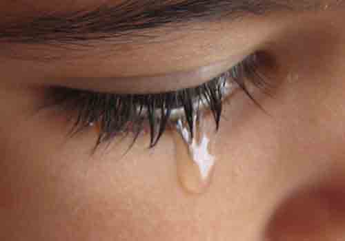 sad-woman-with-tears