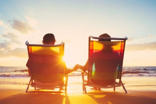happy-couple-on-the-beach