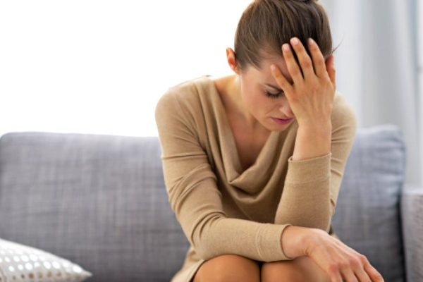 sad lady crying