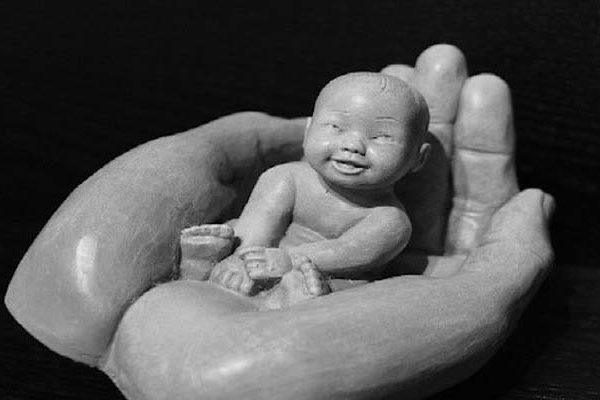 surrogacy-1