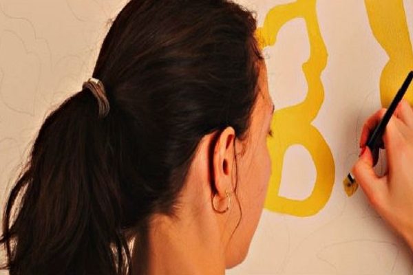 Woman-Painting
