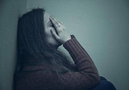 distressed-woman