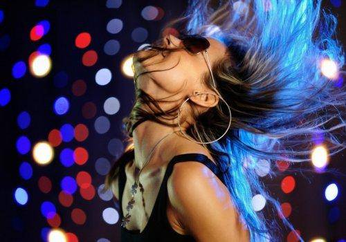 girl dancing