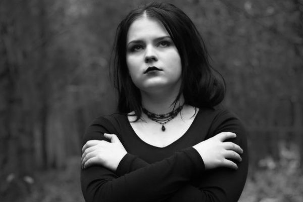 sad-overweight-woman