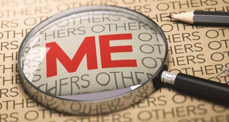signs of a self-absorbed person