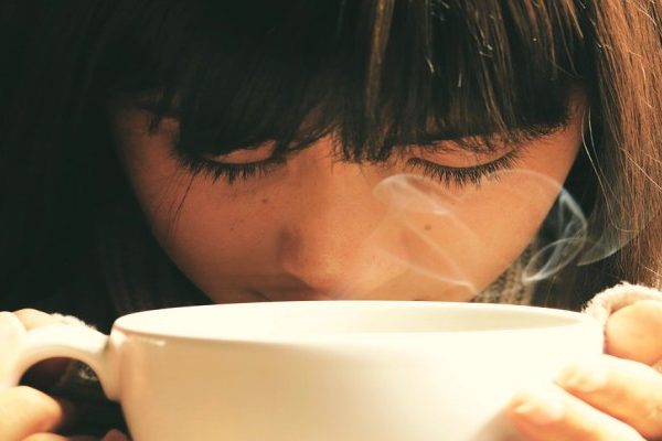 Girl-drinking-coffee