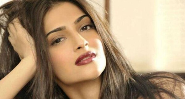 10 things to know about sonam kapoor