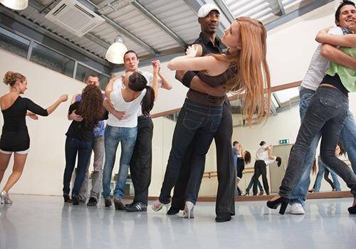 couple dance class