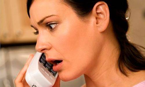 lady calling