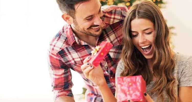 Last-Minute Gift Ideas For Wife’s Birthday