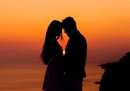 https://www.wallpaperup.com/171870/mood_girl_woman_boy_man_silhouette_love_feelings_romance_sunset.html