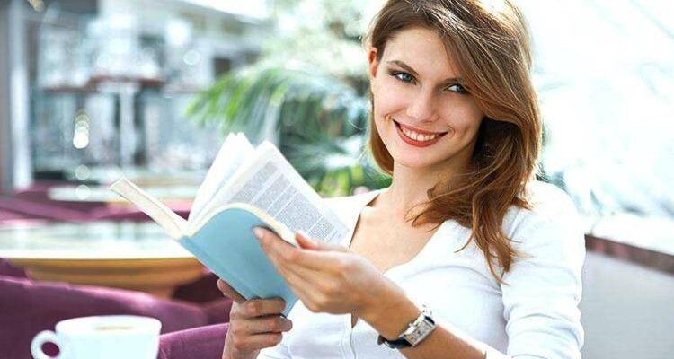 beautiful woman smiling