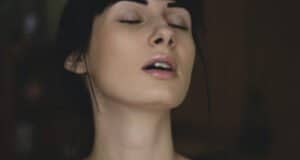 women fake orgasms