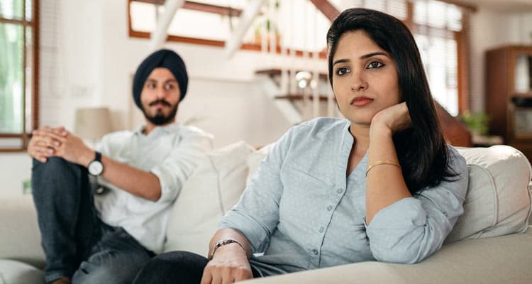 7 Signs He Doesn t Love You Anymore - 30