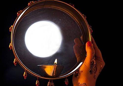 Karva Chauth have very significant importance for moon