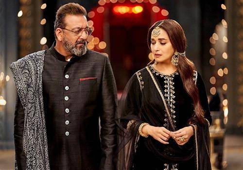 Sanjay dutt and Madhuri Dixit was in relationship years back