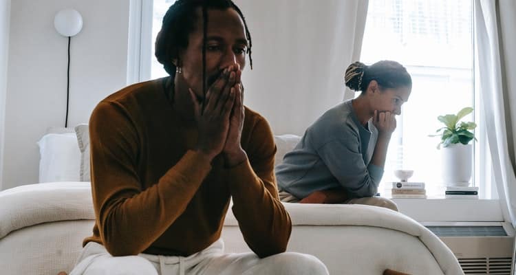 Clingy Boyfriend  10 Signs That Show You Are One - 79