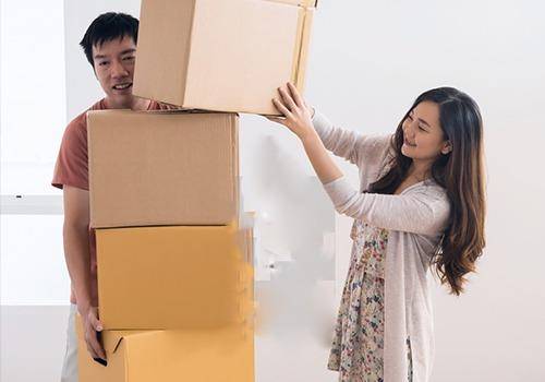 There is unrealistic expectation from the new-age Indian husband