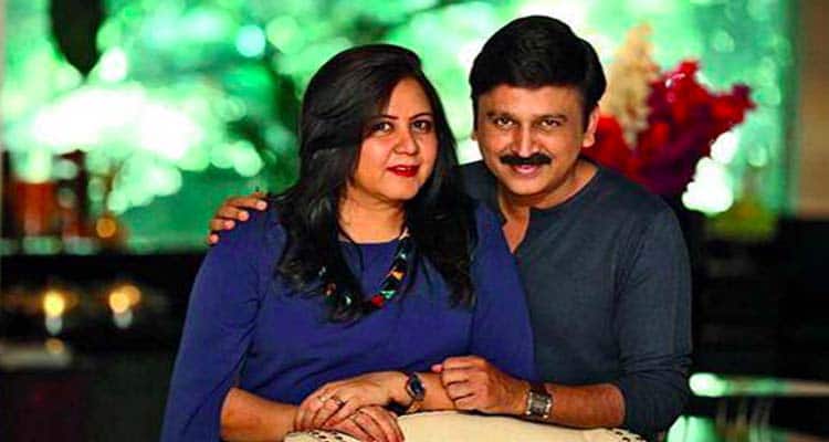 Ramesh Aravind with wife Archana