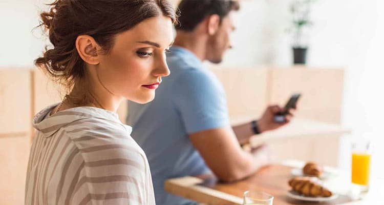 20 Warning Signs Of A Cheating Husband That Indicate He Is Having An Affair - 12