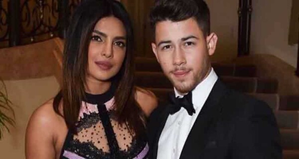 Nick Jonas and Priyanka Chopra have an age gap that could lead to relationship problems. They are among couples with huge age difference.