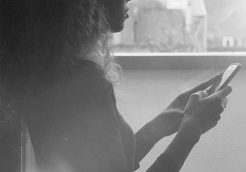 signs of an emotional affair.