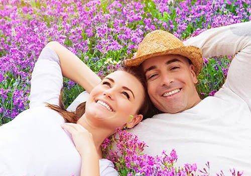 Being in a relationship with an Aquarian woman