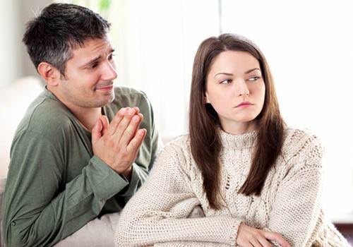 Calm a nagging wife by accepting your mistake