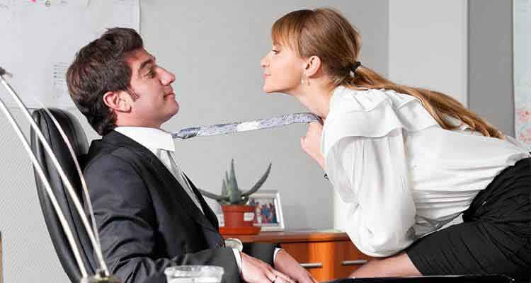 Confession Story: How I Dealt With Having An Affair With My Boss