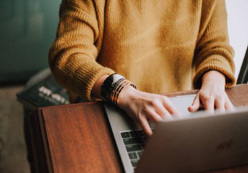 online cheating is something your partner could be doing