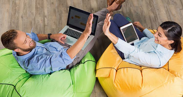 Relationship Advice For Couples Who Work Together - 5 Must-Follow Tips