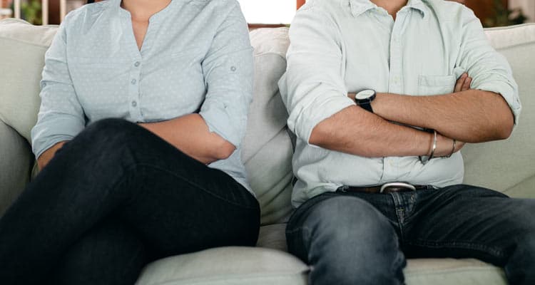 If the partner stops being interesting, Aquarius tend to be uninterested
