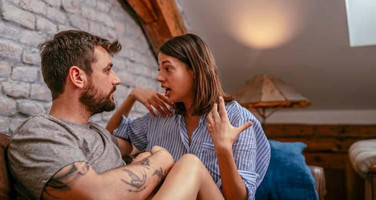 narcissistic husband selects when to support